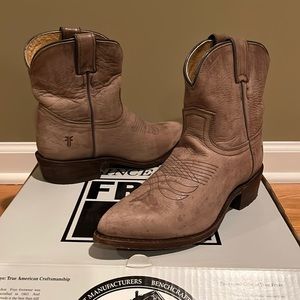 Frye Billy short boot